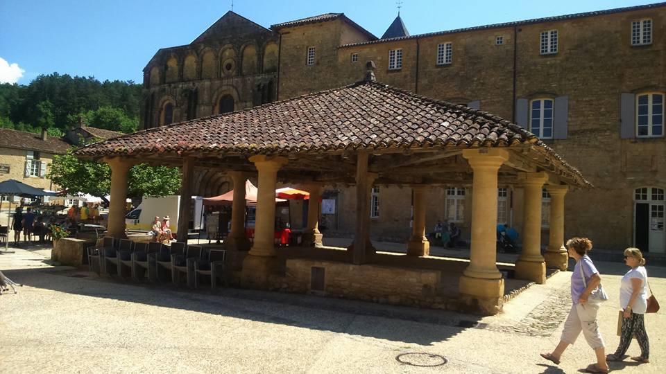 مبيت وإفطار Cadouin Les Songes De L'Abbaye المظهر الخارجي الصورة